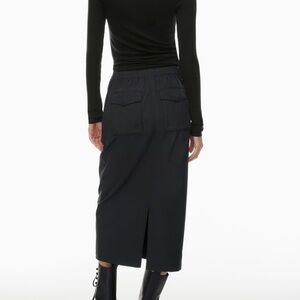 NWT Aritzia The Group by Babaton EMERSON SKIRT